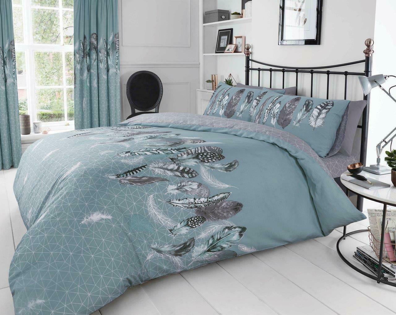 Printed Polycotton Feathers Duvet Cover With Pillowcases